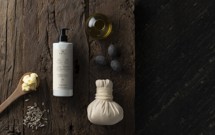 PRIJA TEMPT YOUR SENSES. GFL Hotellerie highest-quality ingredient. Prija is a vegan friendly line, the formulas are free of any animal products, GMOs, Petrolatum, BHT and Phenoxyethanol. Prija only uses 100 % recycled PET bottles and dispensers. Prija Ha